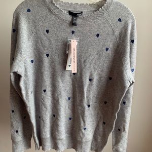Bloomingdale's cashmere sweater NWT